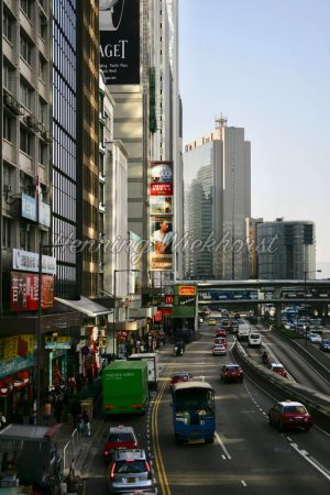Belebte Hauptstraße in Hong Kong Central - ImageShop