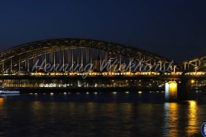 Hohenzollernbrücke in Köln - ImageShop