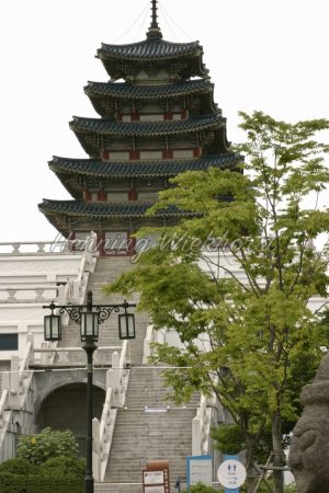 Pagoden-Turm in Seoul - ImageShop