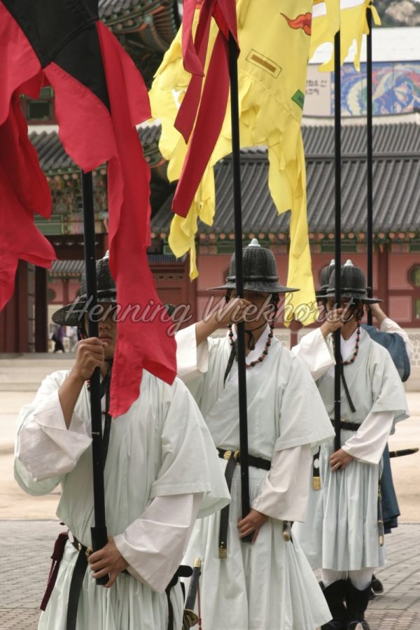 Soldaten der Palast-Wache in Seoul - ImageShop