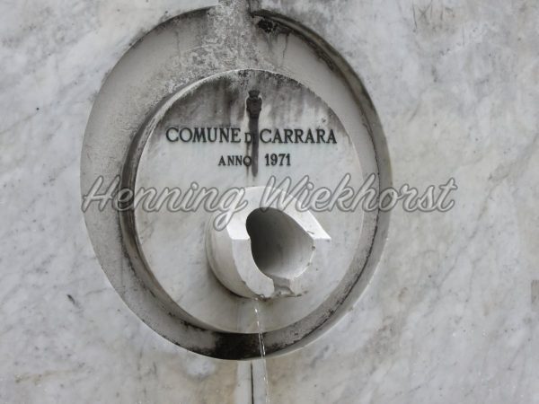 Wasserquelle aus Marmor - ImageShop